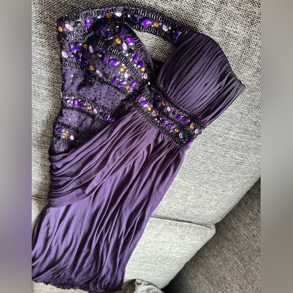 Prom dress - Picture 2 of 9